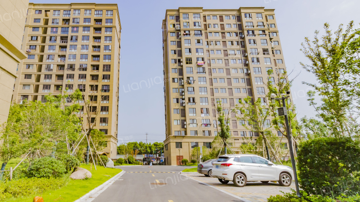 江沿景苑外景图