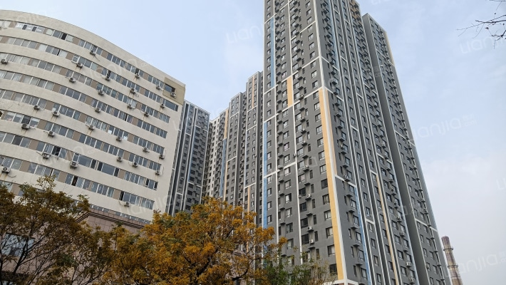 新东方公寓一期外景图