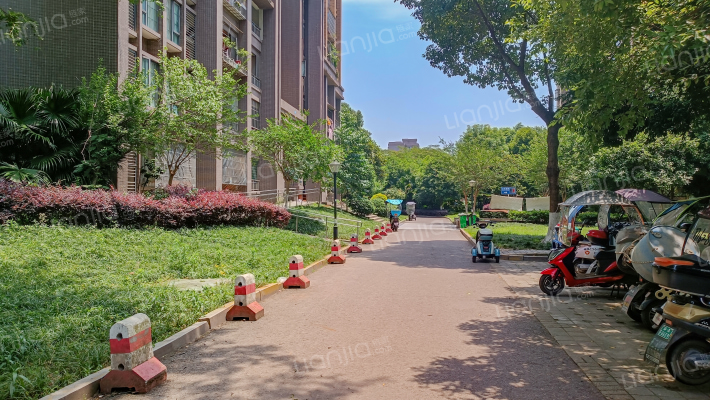 和合家园西苑外景图