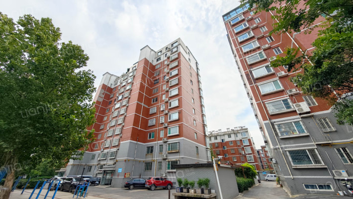 双山大街荣元相城外景图