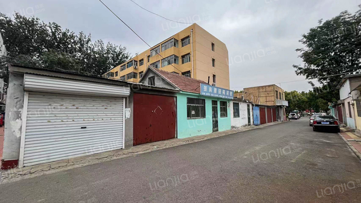 汽车配件外景图