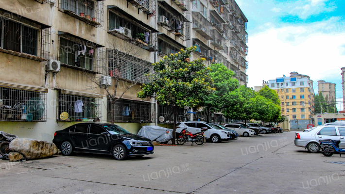 东城逸景外景图