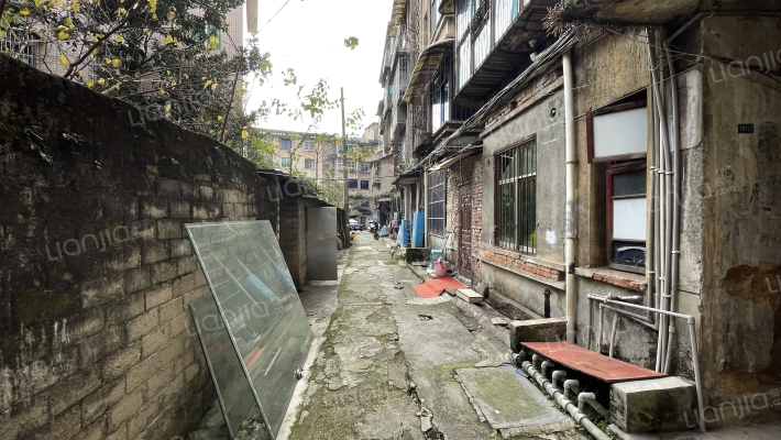 霞晖路33号外景图