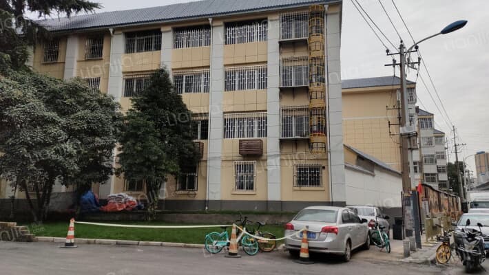 塑料厂东苑小区外景图