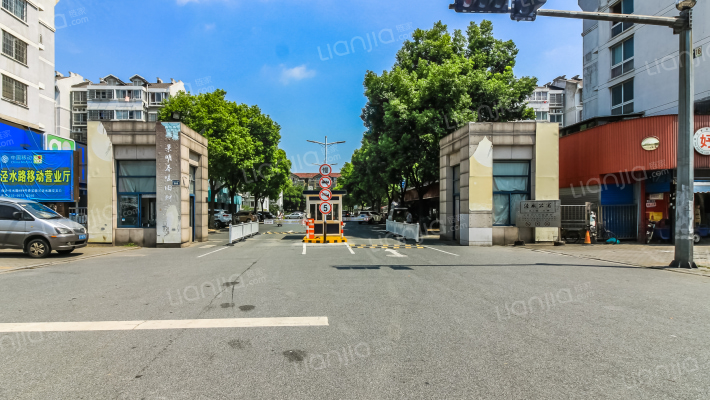 泾水公寓北区外景图