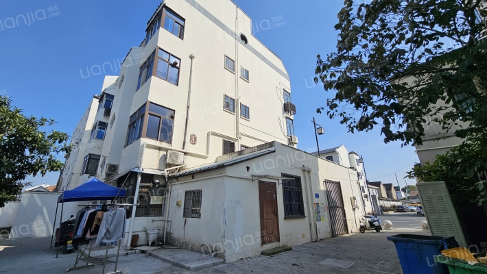 华山路8号外景图