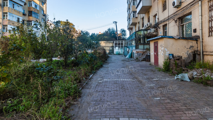 卫生局家属楼外景图