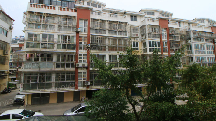 解放东路农贸城外景图