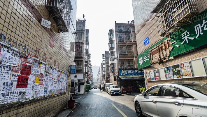 火焰新村外景图