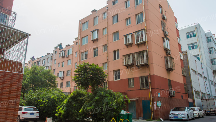 宏程逸翠公寓外景图