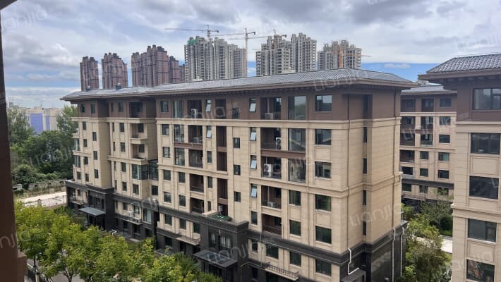 中建观湖珑府外景图