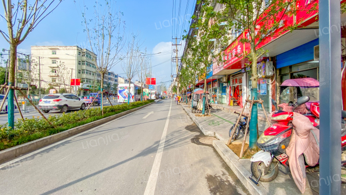 好运雅苑小区外景图