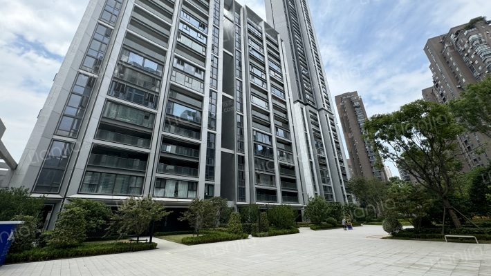 融创玖玺臺外景图