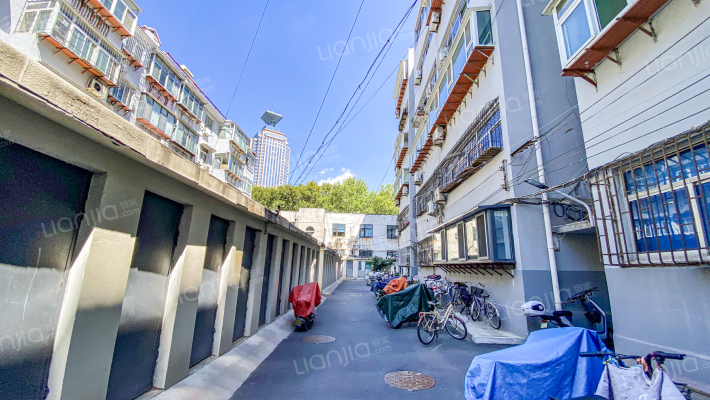 经七纬四路186号外景图