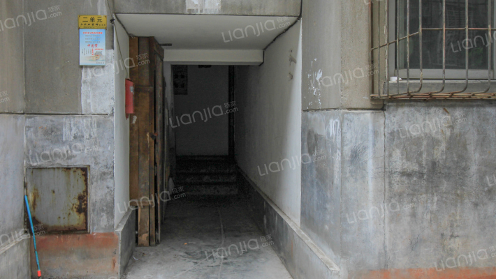 鼓楼家属院外景图