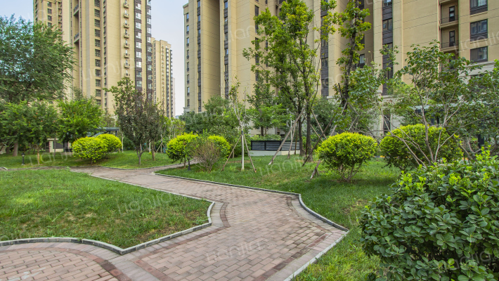 孔雀丹枫园北区外景图