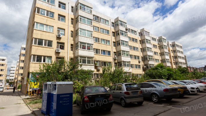 劈柴巷1号院外景图