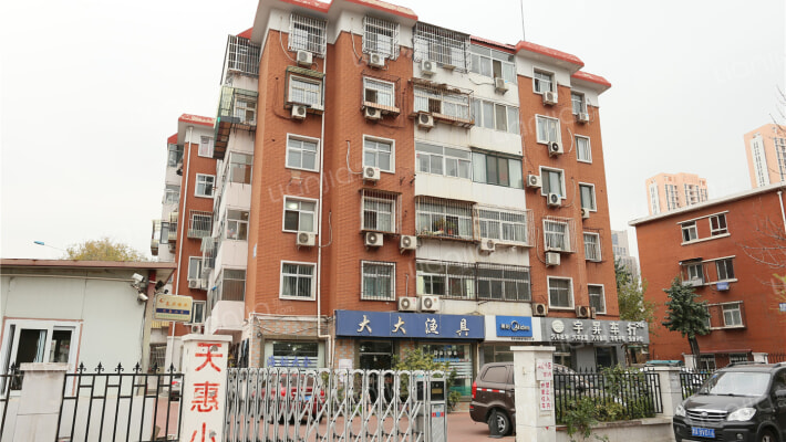 天惠小区外景图