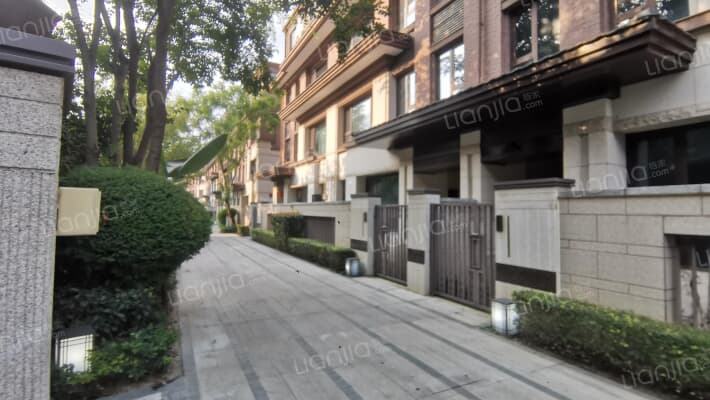 两河院子外景图