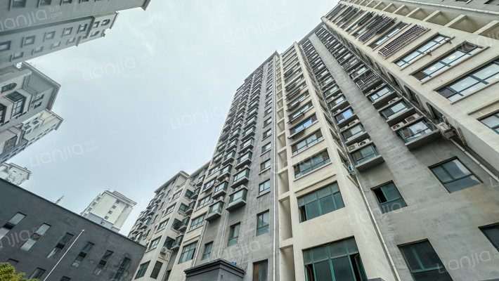 银街一号B区外景图