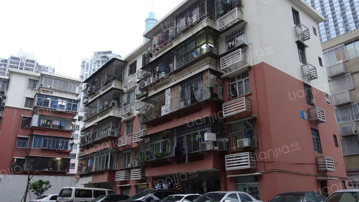 和平大院外景图