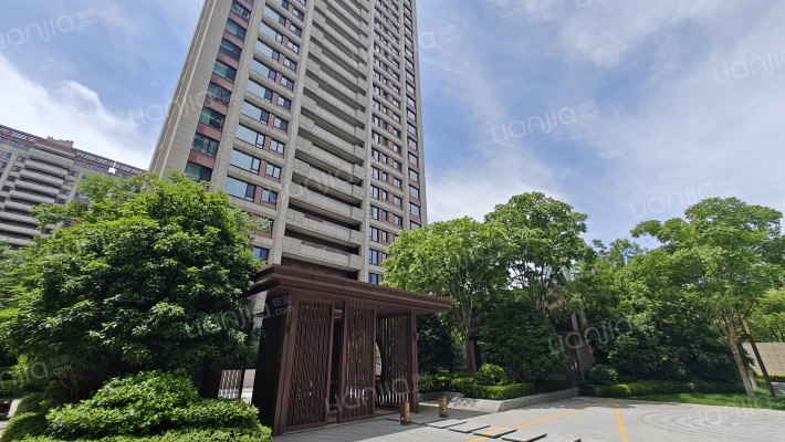 长江尊邸外景图