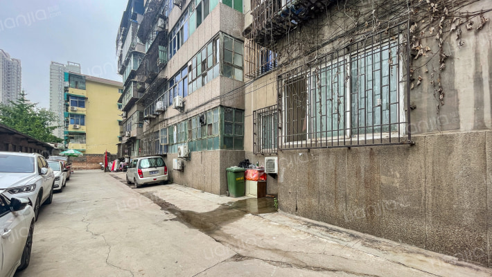 教师小院外景图