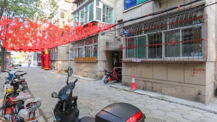 中国移动宿舍外景图