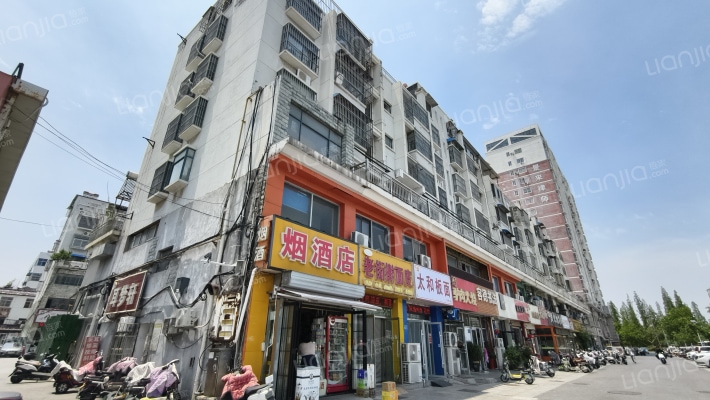 时代大厦外景图