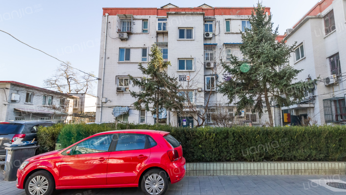 小石桥胡同11号院外景图