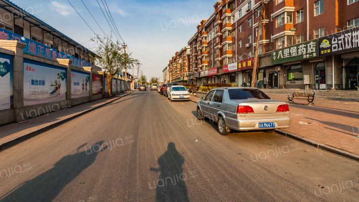 鲁辉国际八区外景图