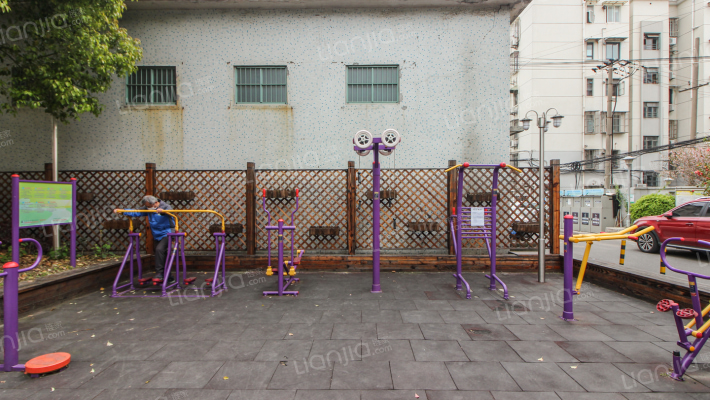 纪念一小区外景图