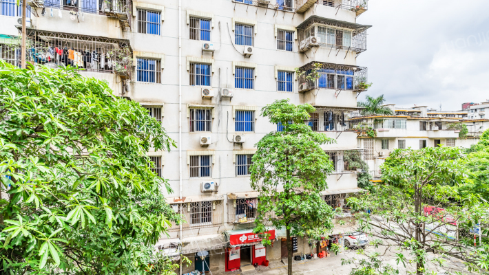 地委大院外景图