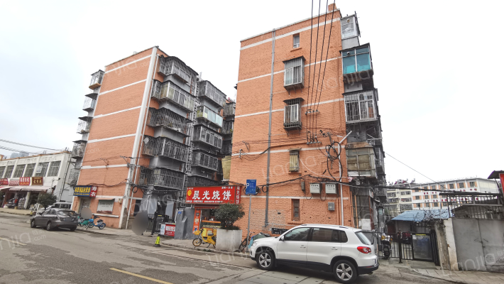 前卫路12号外景图