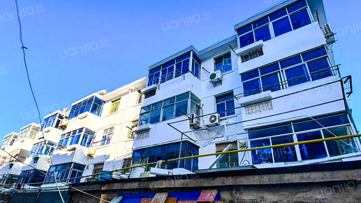 康宁路32号外景图