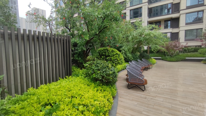 龙湖景粼玖序外景图