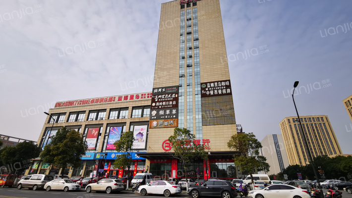 义蓬购物中心外景图