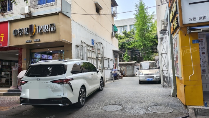 学府街112号外景图