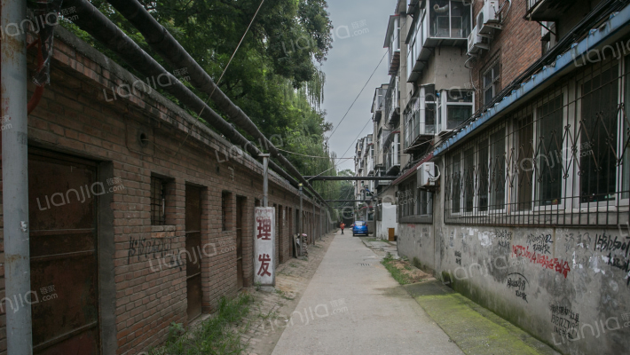 韩庄街245号院外景图