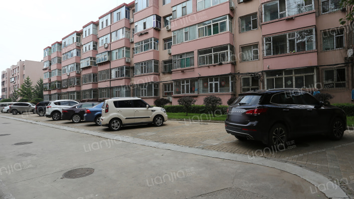 山西传媒学院教职工住宅小区外景图