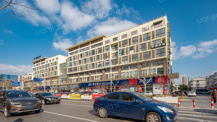 万众新世界广场外景图