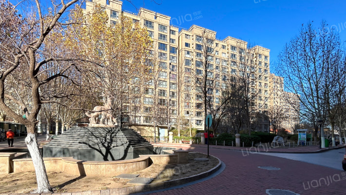 金碧伦小区外景图