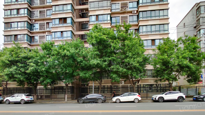 玄武路社区六公司小区外景图