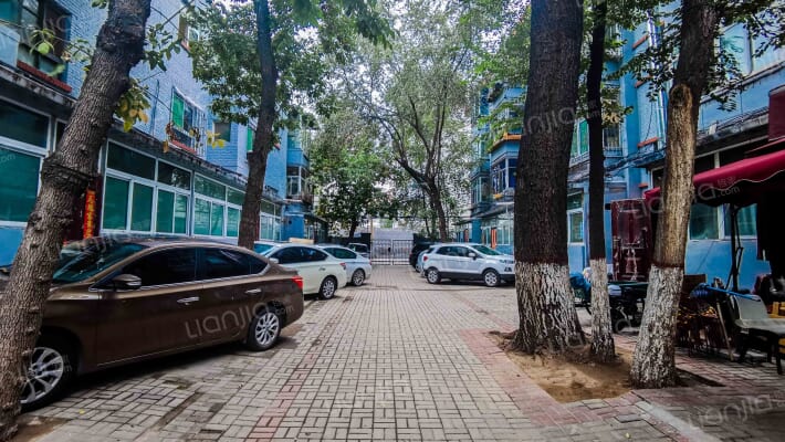 市政府宿舍113号院外景图