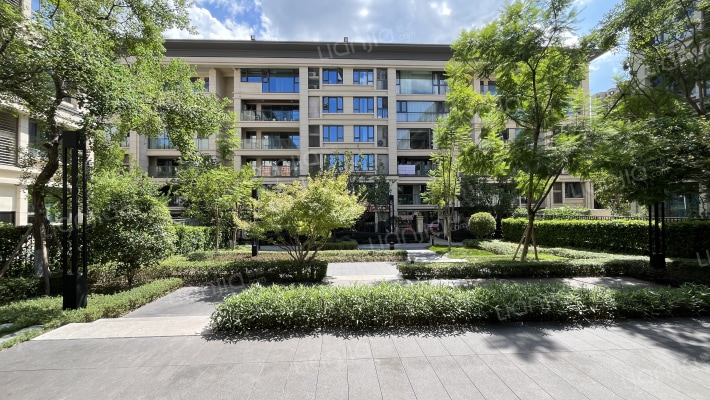 融创合景珑锦学府外景图