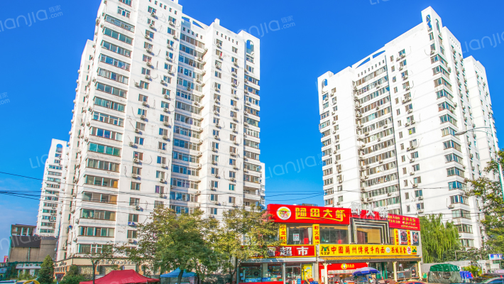 阳光四季外景图