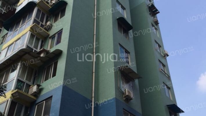 机车厂宿舍外景图