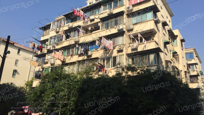 新村路400弄外景图