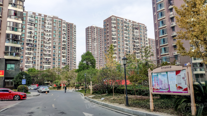 东方水岚佳苑外景图