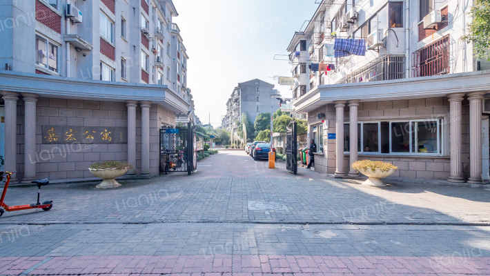 嘉宏公寓外景图